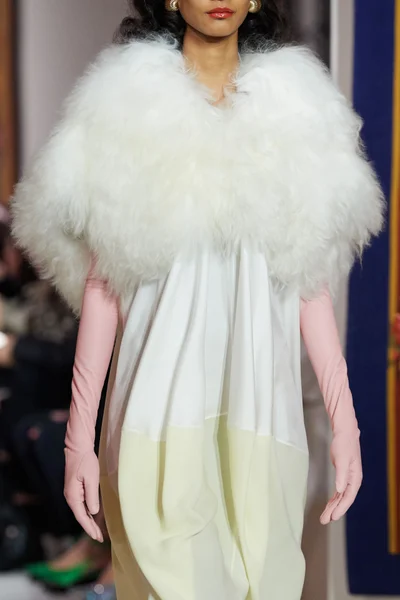 Look 9
